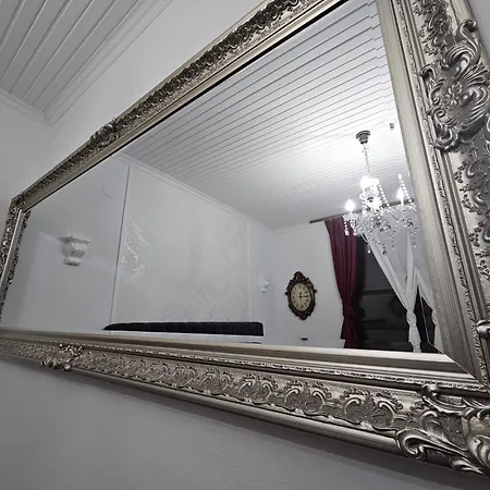 Forko Luxury Near Paradise Homestay