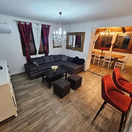 Forko Luxury Near Paradise