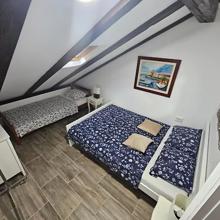 Forko Homestay Lopar