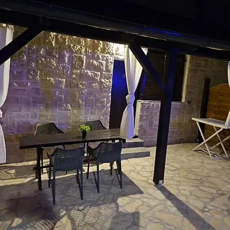 Forko Luxury Near Paradise *