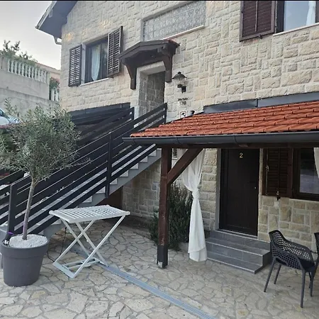 Forko Luxury Near Paradise منزل للإقامة *